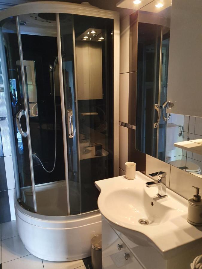 Apartman Luka Appartement Sinj Buitenkant foto